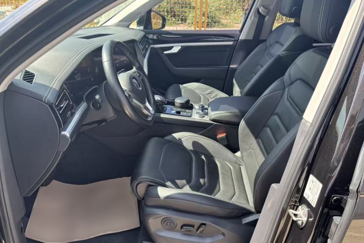 Used Volkswagen Touareg 2019 2.0 TSI Ruiyi Edition China V Standard Left Front Seat