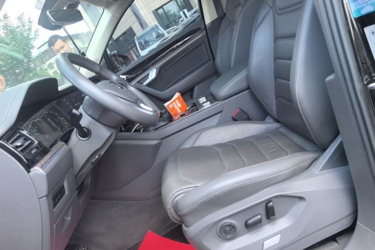 Used Volkswagen Touareg 2019 3.0 TSI RuiFeng Edition China V Standard Left Front Seat