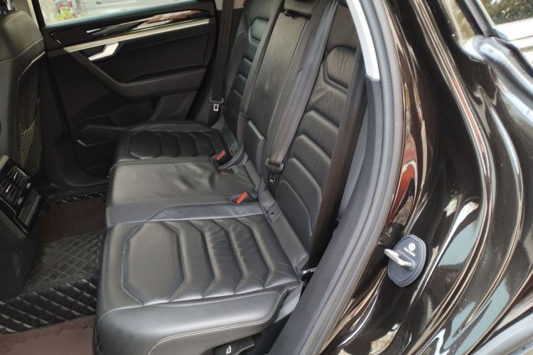 Used Volkswagen Touareg 2019 2.0 TSI Ruiyi Edition China V Standard Left Rear Seat