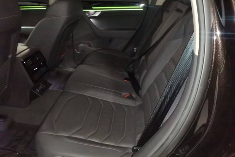Used Volkswagen Touareg 2019 3.0 TSI RuiFeng Edition China V Standard Left Rear Seat