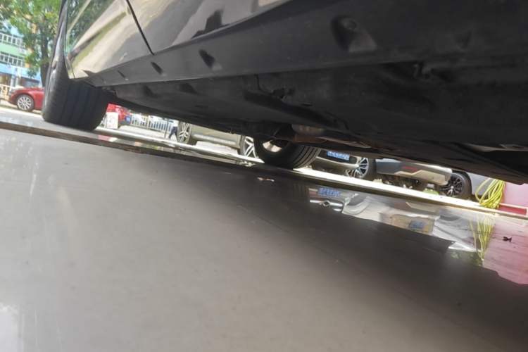 Used Volkswagen Touareg 2019 3.0 TSI RuiFeng Edition China VI Standard Left Side Sill