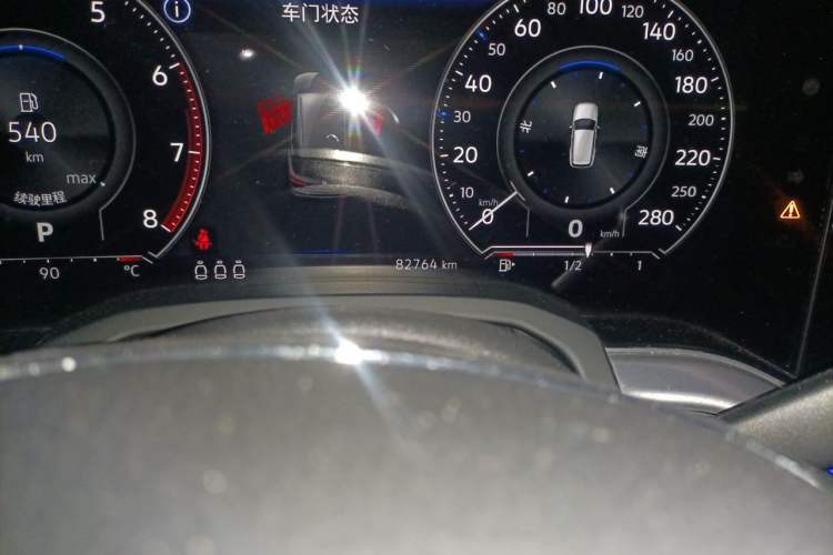 Used Volkswagen Touareg 2019 3.0 TSI RuiFeng Edition China V Standard Odometer Close Up