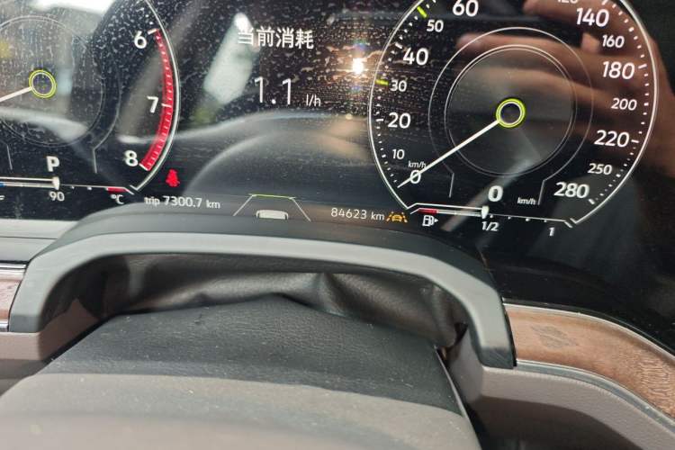 Used Volkswagen Touareg 2019 3.0 TSI RuiFeng Edition China VI Standard Odometer Close Up