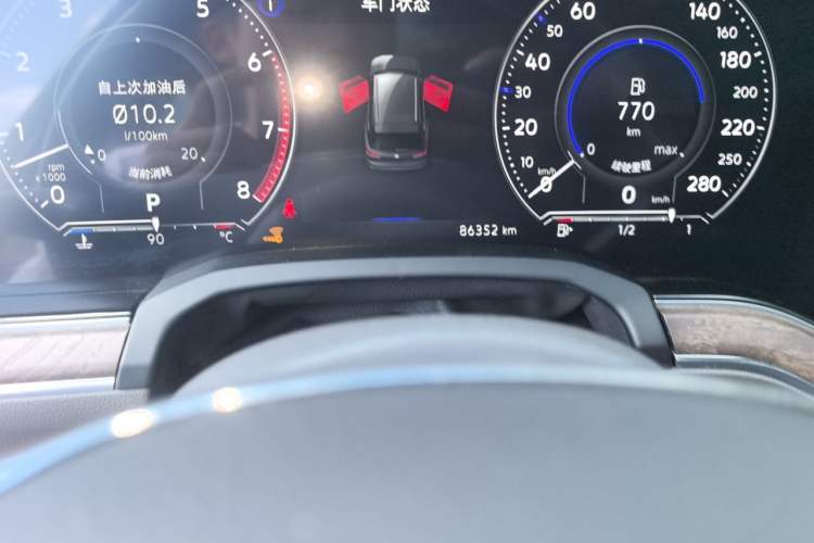 Used Volkswagen Touareg 2019 3.0 TSI RuiFeng Edition China V Standard Odometer Close Up