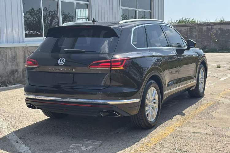 Used Volkswagen Touareg 2019 2.0 TSI Ruiyi Edition China V Standard Rear Right 45 Deg