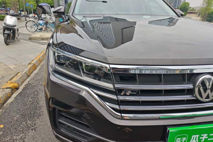 Used Volkswagen Touareg 2019 3.0 TSI RuiFeng Edition China V Standard Right Front Headlight