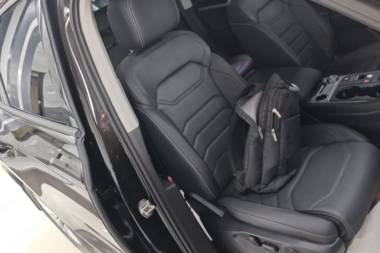 Used Volkswagen Touareg 2019 2.0 TSI Flagship Edition China VI Right Front Seat