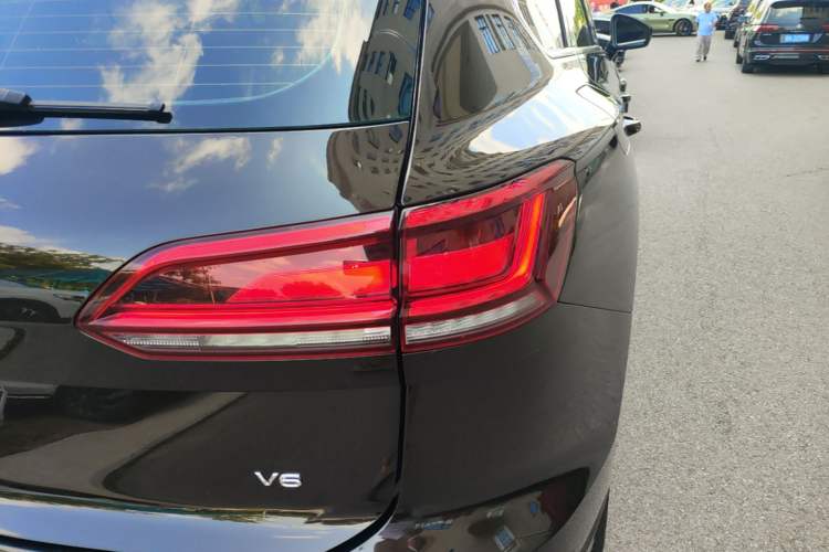 Used Volkswagen Touareg 2019 3.0 TSI RuiFeng Edition China VI Standard Right Rear Taillight