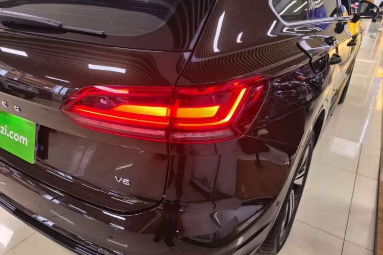 Used Volkswagen Touareg 2019 3.0 TSI RuiFeng Edition China VI Standard Right Rear Taillight