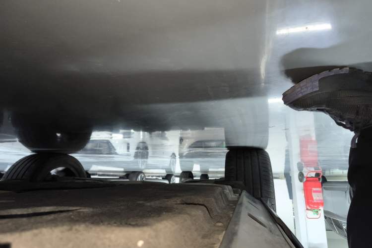Used Volkswagen Touareg 2019 3.0 TSI RuiFeng Edition China VI Standard Right Side Sill