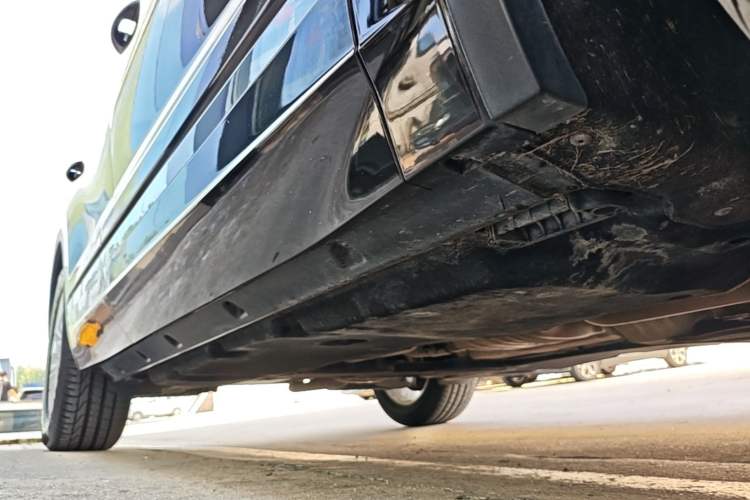 Used Volkswagen Touareg 2019 2.0 TSI Ruiyi Edition China V Standard Right Side Sill