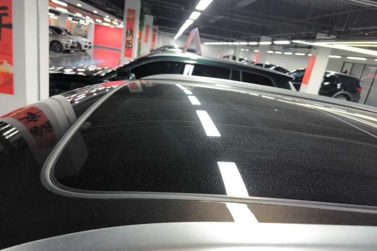 Used Volkswagen Touareg 2019 3.0 TSI RuiFeng Edition China VI Standard Roof