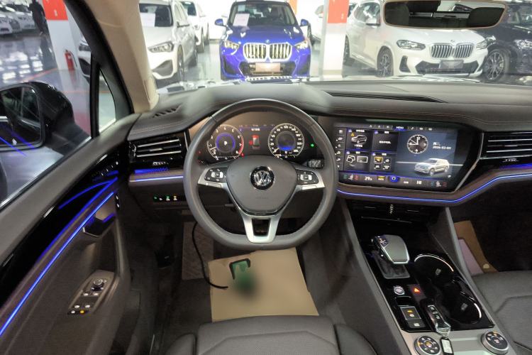 Used Volkswagen Touareg 2019 3.0 TSI RuiFeng Edition China VI Standard Steering Wheel