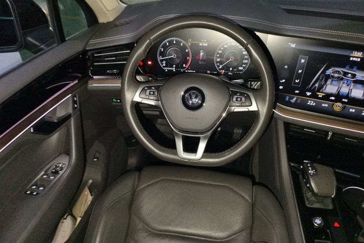 Used Volkswagen Touareg 2019 2.0TSI Ruiyi Edition China VI Standard Steering Wheel
