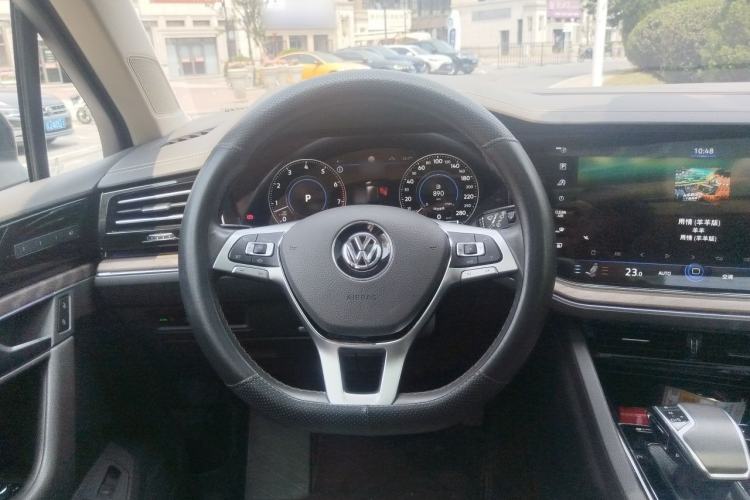 Used Volkswagen Touareg 2019 3.0 TSI RuiFeng Edition China VI Standard Steering Wheel