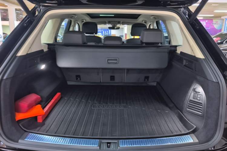 Used Volkswagen Touareg 2019 3.0 TSI RuiFeng Edition China VI Standard Trunk