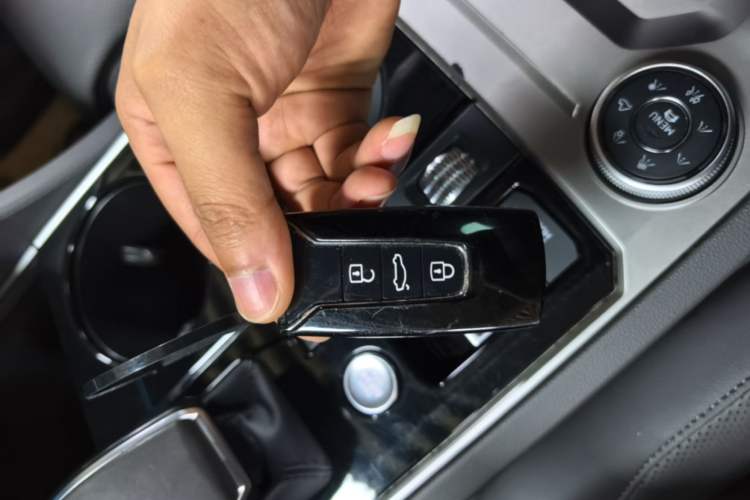 Used Volkswagen Touareg 2019 3.0 TSI RuiFeng Edition China VI Standard Vehicle Key