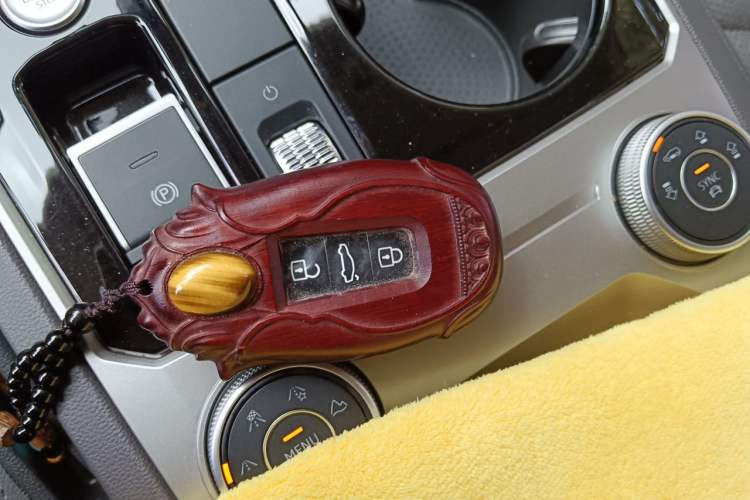 Used Volkswagen Touareg 2019 2.0 TSI Ruiyi Edition China V Standard Vehicle Key