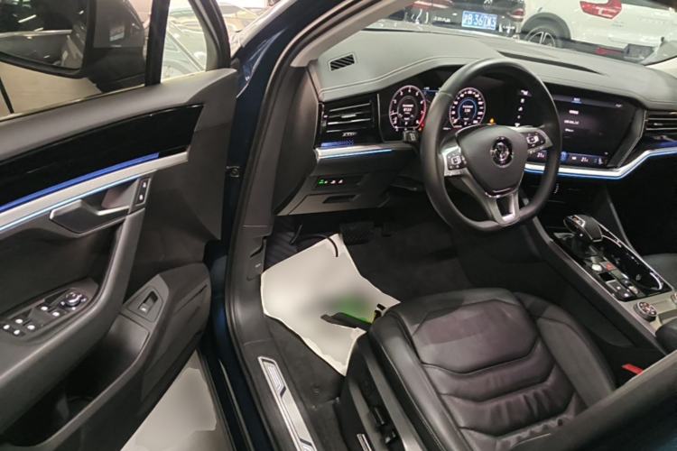 Used Volkswagen Touareg 2019 2.0TSI Ruiyi Edition China VI Standard Driver Seat