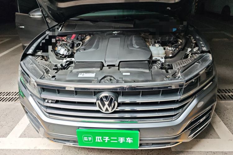 Used Volkswagen Touareg 2019 2.0TSI Ruiyi Edition China VI Standard Engine Bay