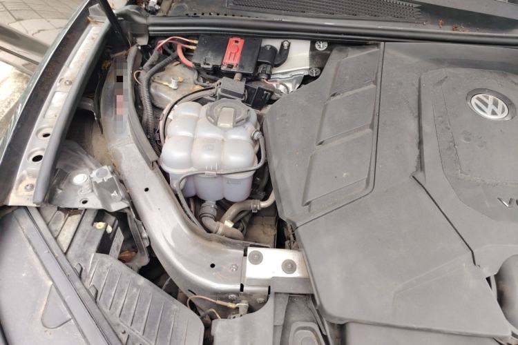 Used Volkswagen Touareg 2019 3.0 TSI RuiFeng Edition China V Standard Engine Bay Right