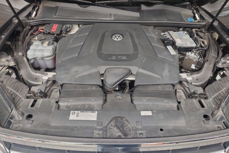 Used Volkswagen Touareg 2019 3.0 TSI RuiFeng Edition China VI Standard Engine Bay