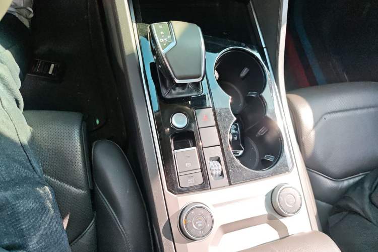 Used Volkswagen Touareg 2019 3.0 TSI RuiFeng Edition China VI Standard Gear Lever