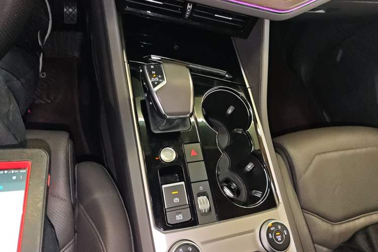 Used Volkswagen Touareg 2019 3.0 TSI RuiFeng Edition China VI Standard Gear Lever