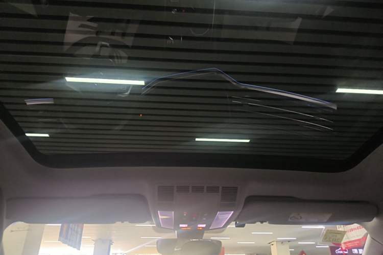 Used Volkswagen Touareg 2019 2.0TSI Ruiyi Edition China VI Standard Headliner