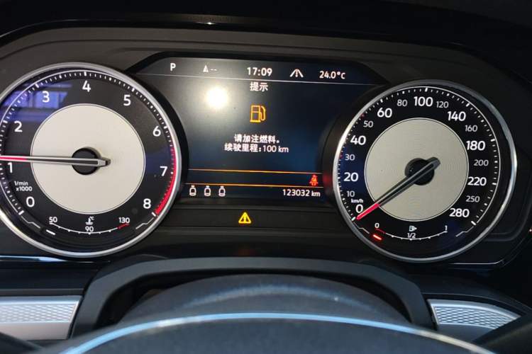 Used Volkswagen Touareg 2019 2.0 TSI Flagship Edition China VI Instrument Cluster