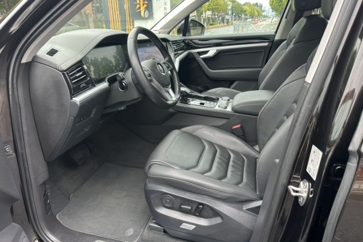 Used Volkswagen Touareg 2019 3.0 TSI RuiFeng Edition China VI Standard Interior 4