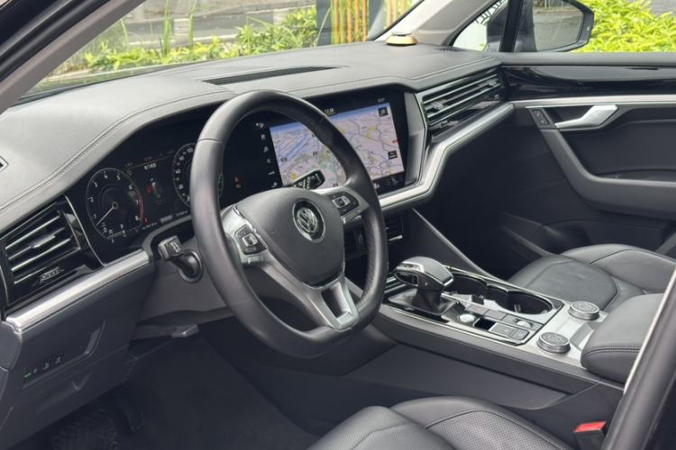 Used Volkswagen Touareg 2019 3.0 TSI RuiFeng Edition China VI Standard Interior 6