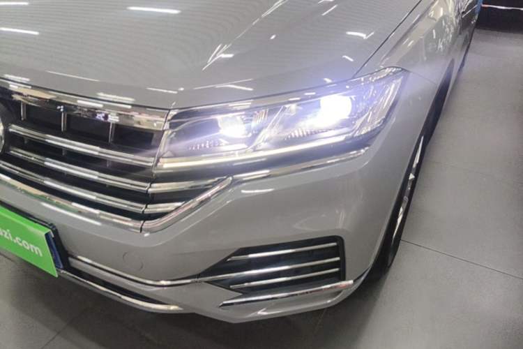 Used Volkswagen Touareg 2019 2.0TSI Ruiyi Edition China VI Standard Left Front Headlight