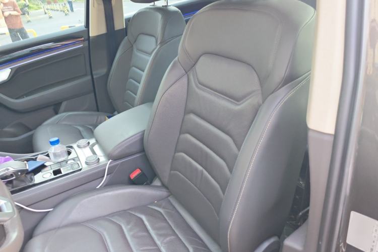 Used Volkswagen Touareg 2019 2.0TSI Ruiyi Edition China VI Standard Left Front Seat