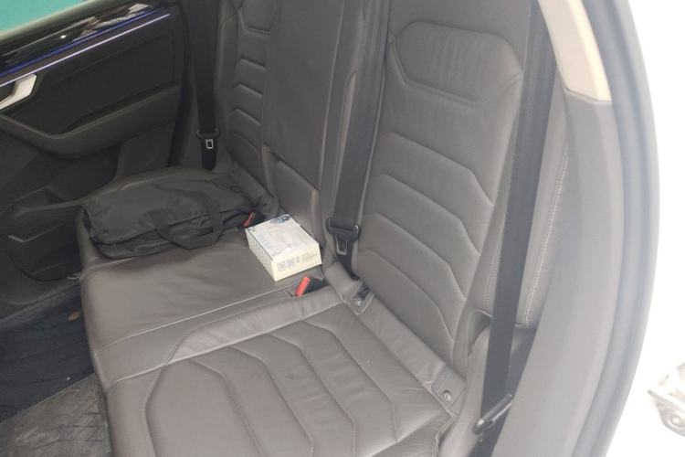 Used Volkswagen Touareg 2019 2.0 TSI Ruiyi Edition China V Standard Left Rear Seat