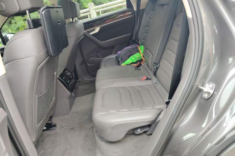 Used Volkswagen Touareg 2019 3.0 TSI RuiFeng Edition China V Standard Left Rear Seat