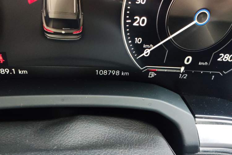 Used Volkswagen Touareg 2019 2.0 TSI Ruiyi Edition China V Standard Odometer Close Up