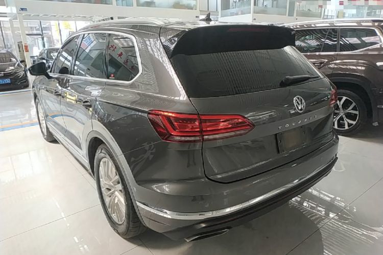 Used Volkswagen Touareg 2019 2.0 TSI Ruiyi Edition China V Standard Rear Left 45 Deg