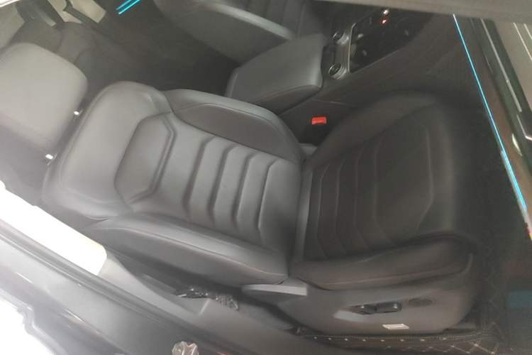 Used Volkswagen Touareg 2019 2.0 TSI Ruiyi Edition China V Standard Right Front Seat