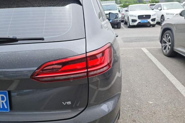 Used Volkswagen Touareg 2019 3.0 TSI RuiFeng Edition China VI Standard Right Rear Taillight