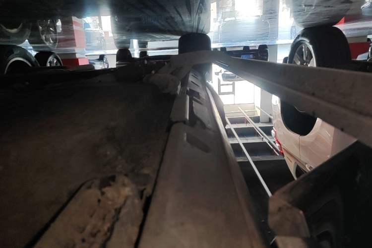 Used Volkswagen Touareg 2019 2.0 TSI Ruiyi Edition China V Standard Right Side Sill
