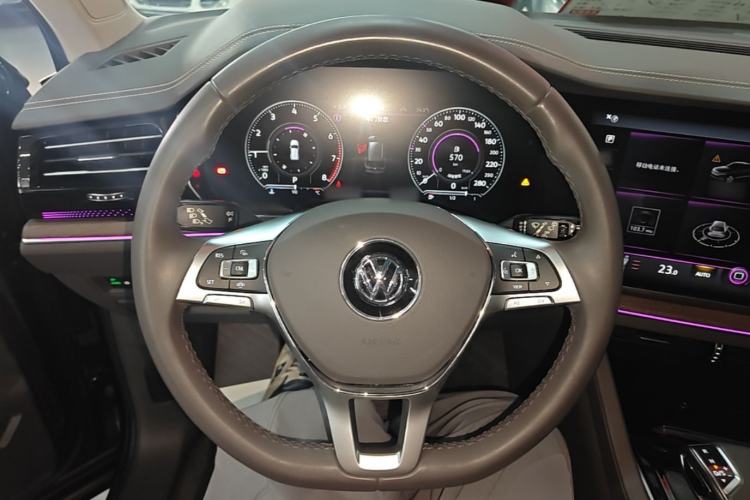 Used Volkswagen Touareg 2019 2.0TSI Ruiyi Edition China VI Standard Steering Wheel