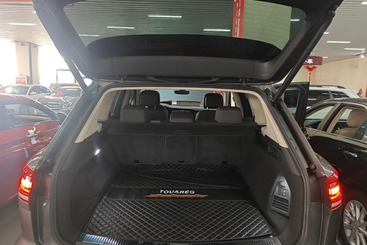 Used Volkswagen Touareg 2019 2.0TSI Ruiyi Edition China VI Standard Trunk