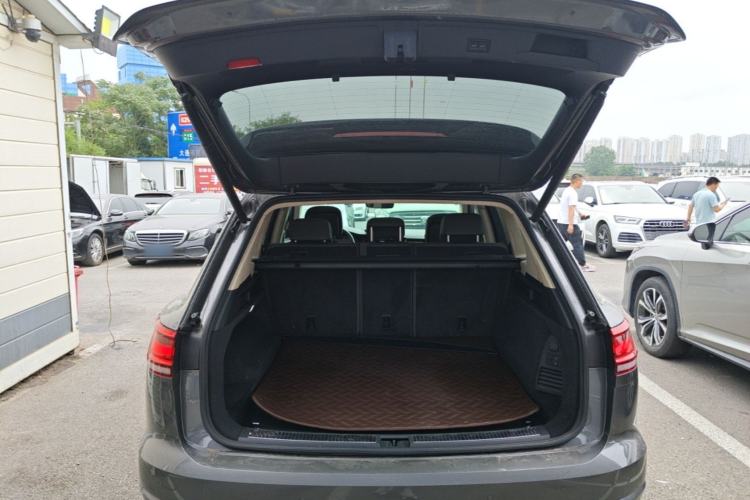 Used Volkswagen Touareg 2019 3.0 TSI RuiFeng Edition China VI Standard Trunk
