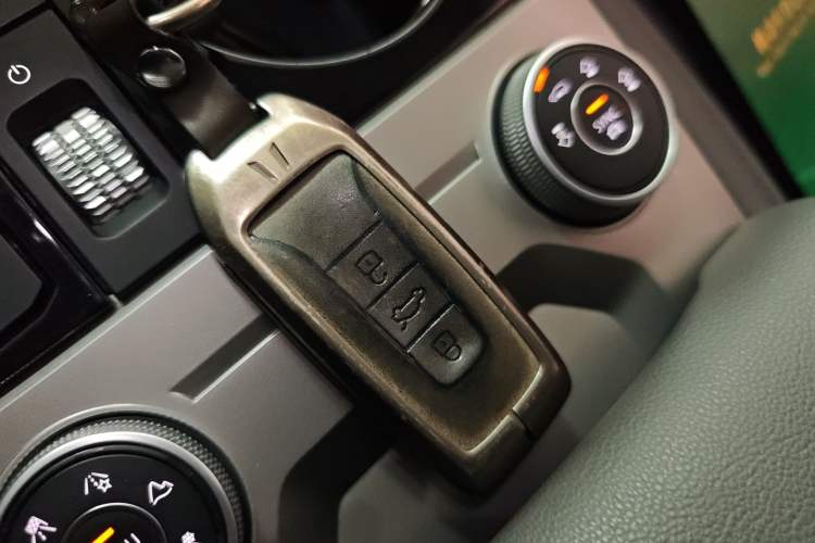Used Volkswagen Touareg 2019 2.0TSI Ruiyi Edition China VI Standard Vehicle Key