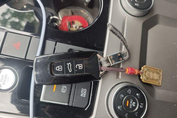 Used Volkswagen Touareg 2019 3.0 TSI RuiFeng Edition China VI Standard Vehicle Key