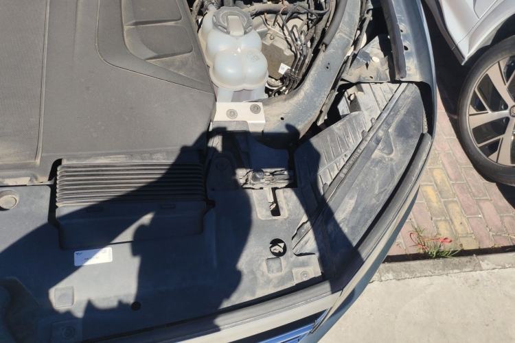 Used Volkswagen Touareg 2019 2.0 TSI Ruiyi Edition China V Standard Engine Bay Left