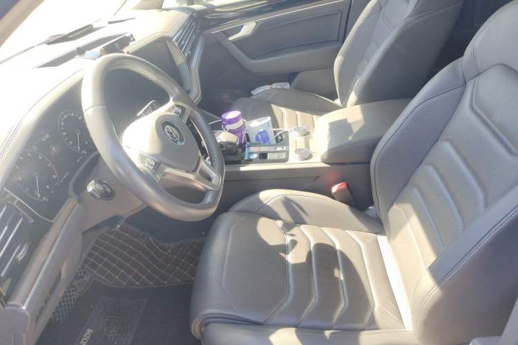 Used Volkswagen Touareg 2019 2.0 TSI Ruiyi Edition China V Standard Left Front Seat