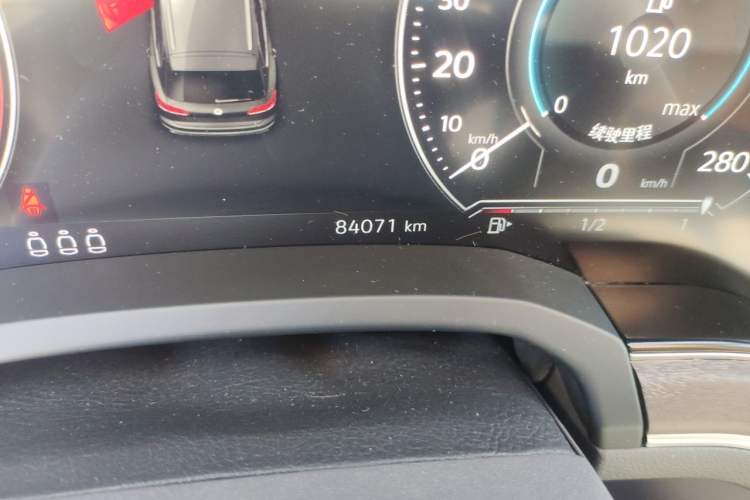 Used Volkswagen Touareg 2019 2.0 TSI Ruiyi Edition China V Standard Odometer Close Up