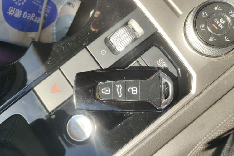 Used Volkswagen Touareg 2019 2.0 TSI Ruiyi Edition China V Standard Vehicle Key